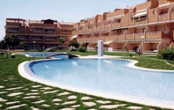 69 apartamentos. Playa Xeraco