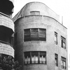 06 OCT<br>Colocación placa DOCOMOMO<br>Edificio Felis<br>Burriana