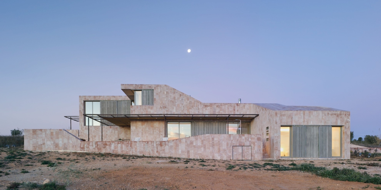 Arquitecturas cercanas | Visita a la Casa Camaleón, de Isaac Peral. Pinoso