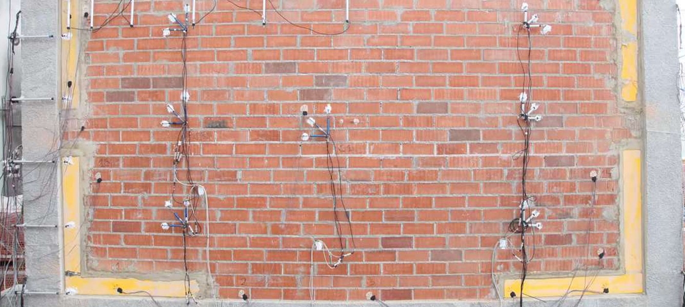 Jornada Técnica Aislamiento sísmico para tabiques en edificación - SISPYL y SISBRICK